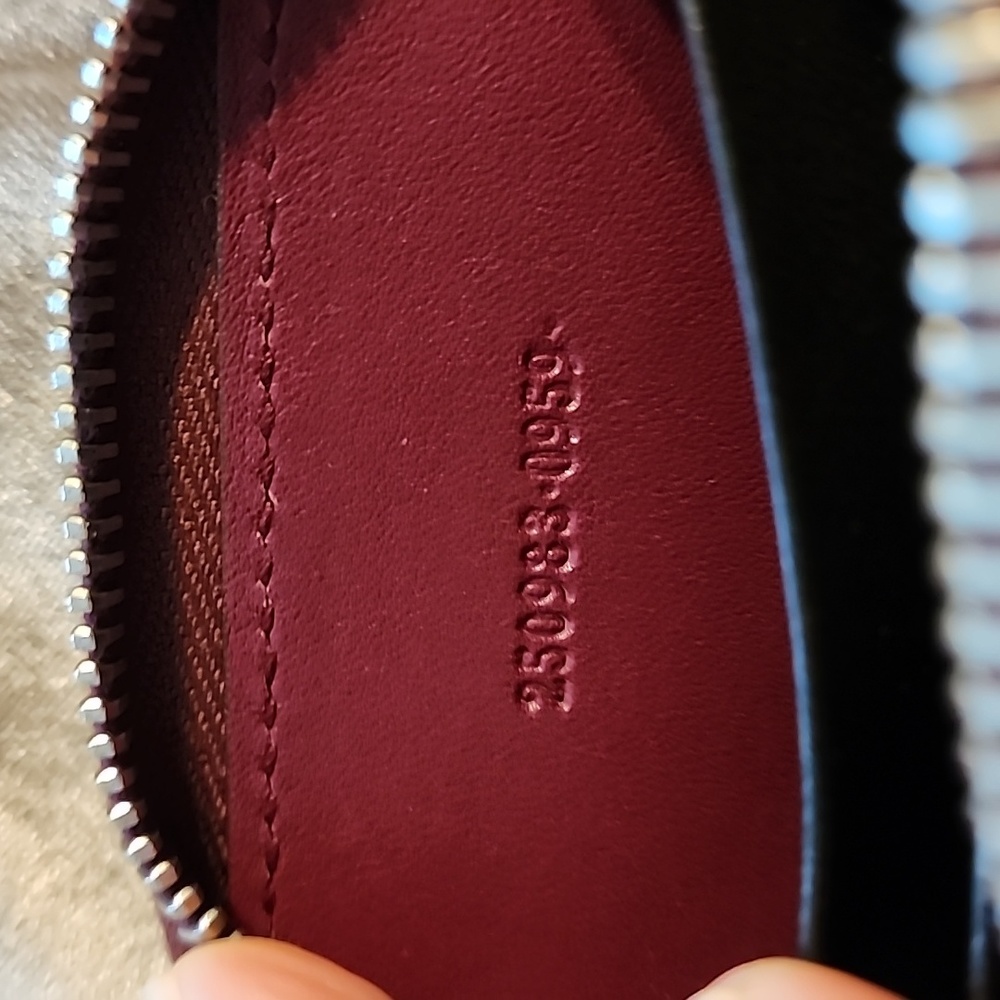 💥Authentic💥vintage GUCCI Leather Wallet In Burgundy - Picture 7 of 11